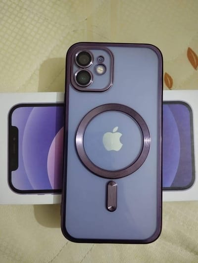 I PHON 12_img_5