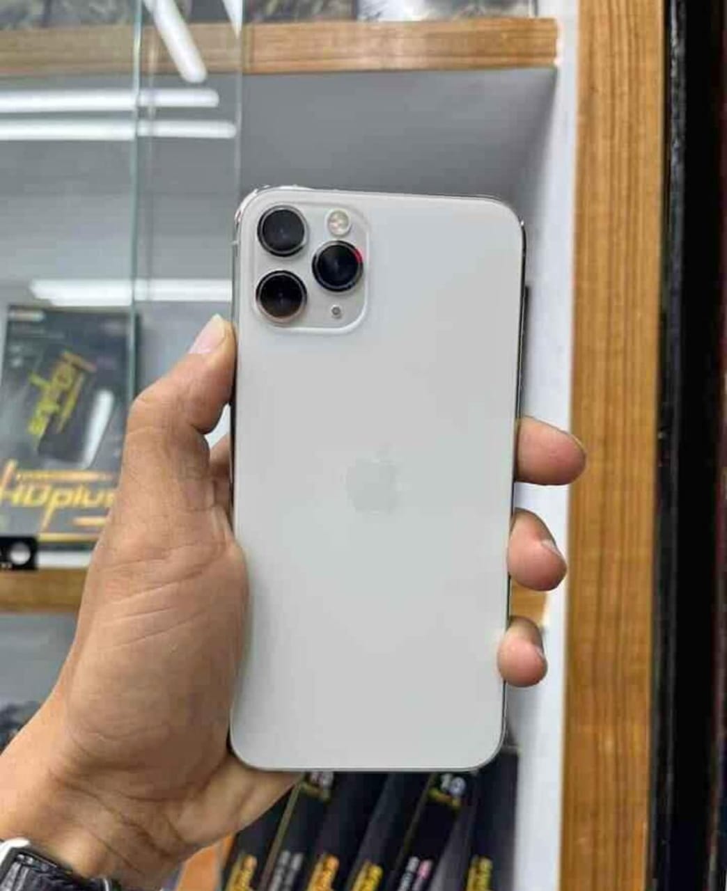 i phon 11 pro(256)